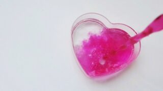 ピンクに染まるハート